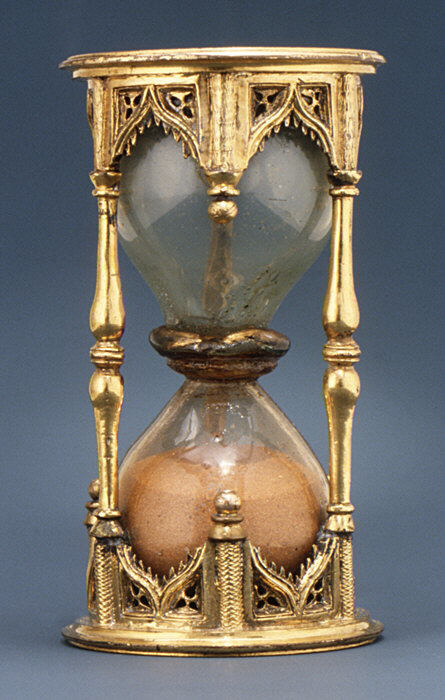 Clock or hourglass.
