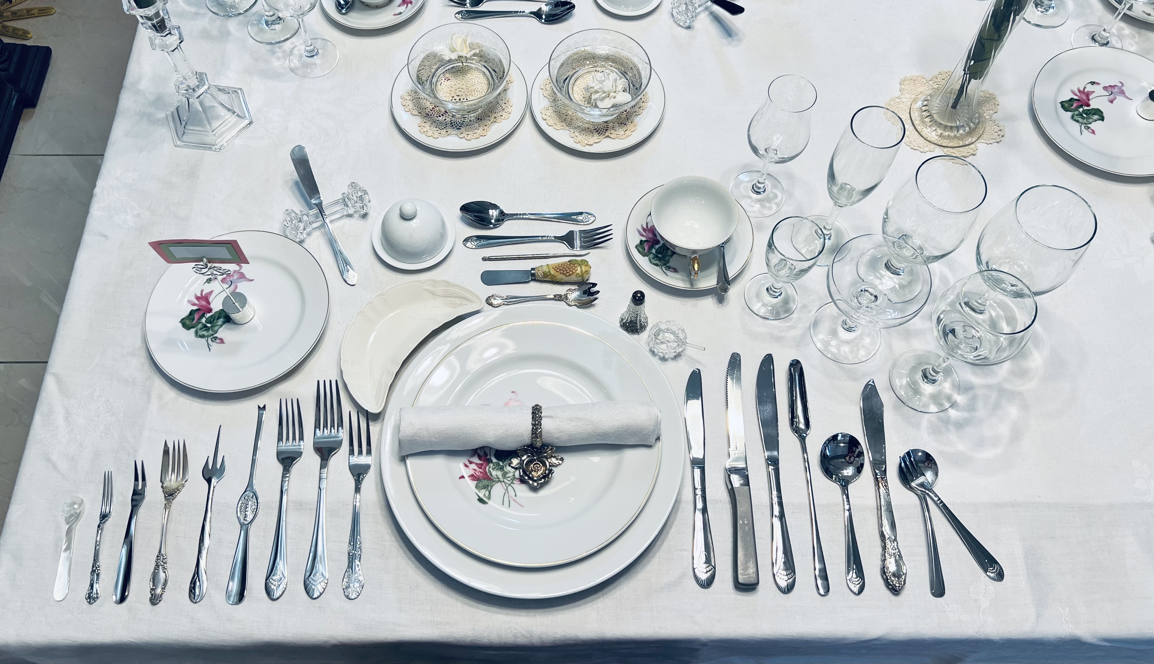 Table setting with multiple utensils