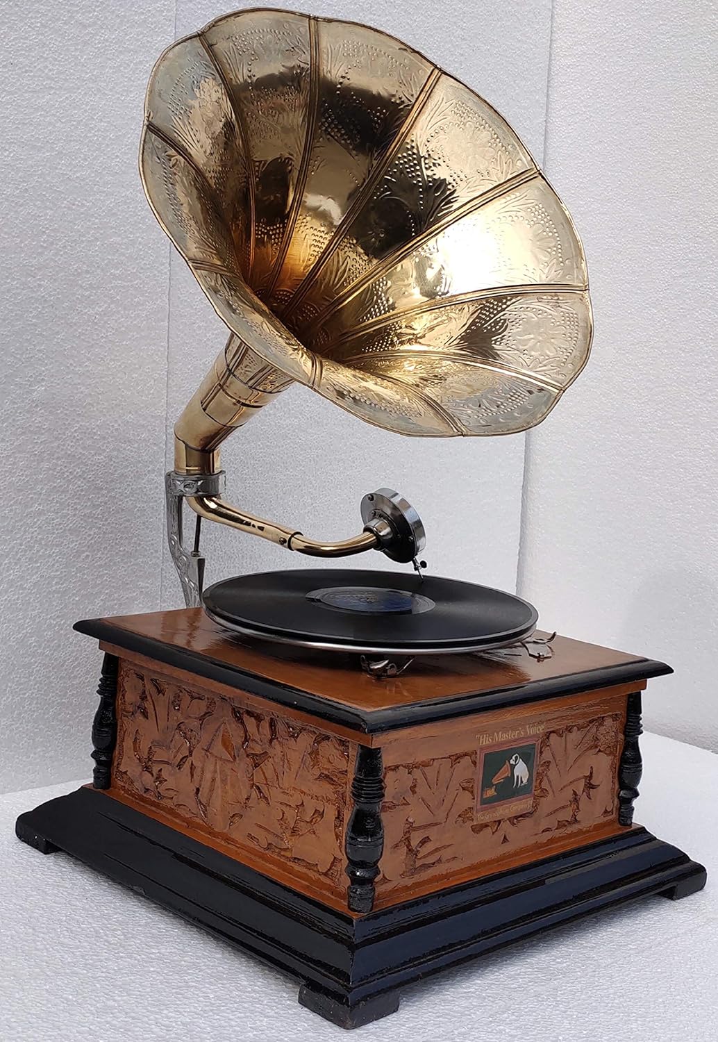 Vintage phonograph speaker